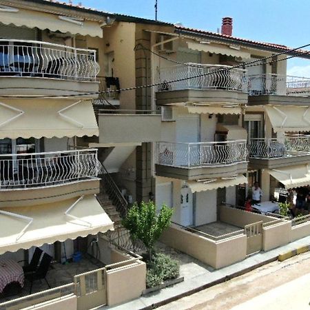 Ofrinio Central Apartments Exterior foto